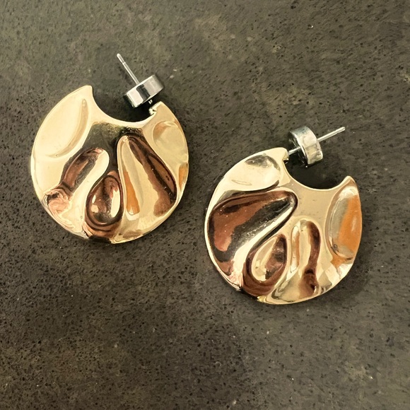 Banana Rebuplic Gold Earrings - Picture 1 of 2